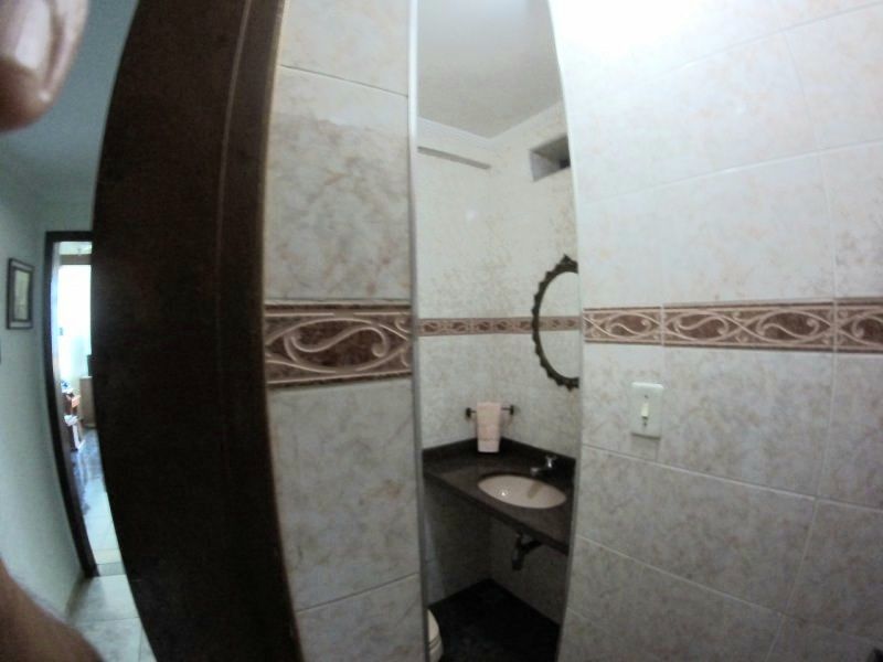 Apartamento com 4 Dormitórios à venda, 170 m² por R$ 700.000,00 Apartamento com 4 Dormitórios à venda, 170 m² por R$ 700.000,00