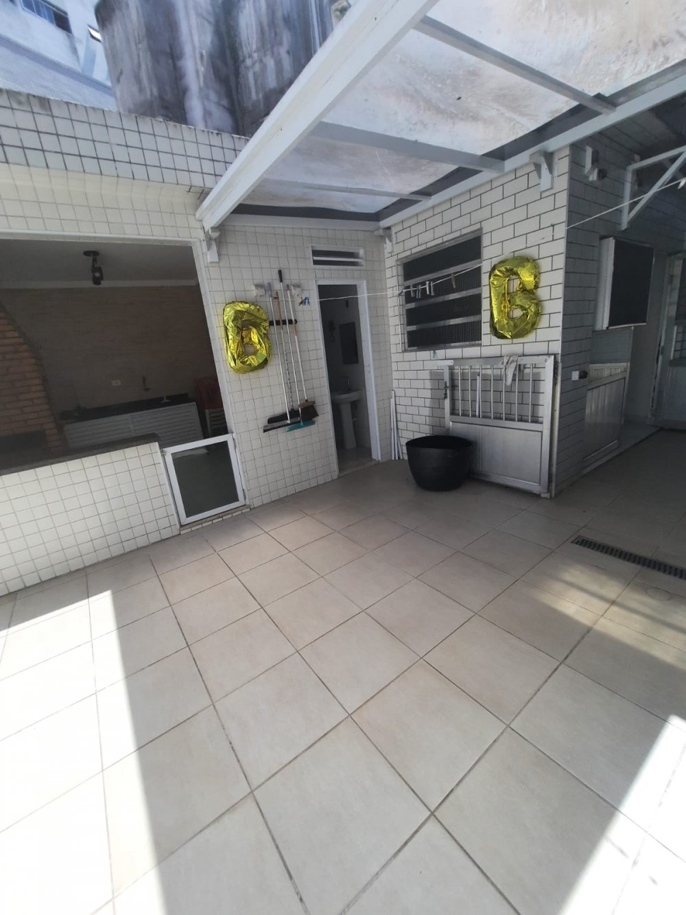 Casa à venda  no Ponta da Praia - Santos, SP. Imóveis