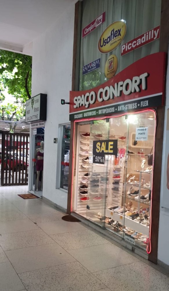 Ponto comercial à venda  no Pitangueiras - Guarujá, SP. Imóveis