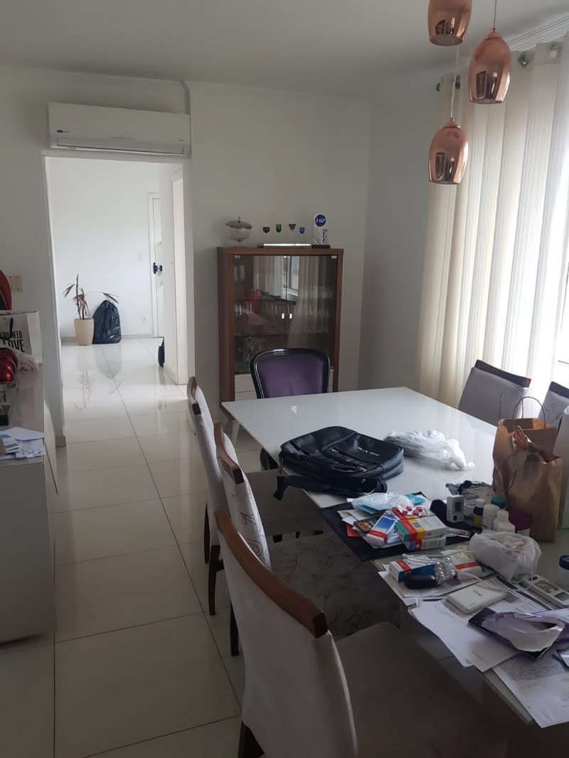 Apartamento à venda  no Gonzaga - Santos, SP. Imóveis