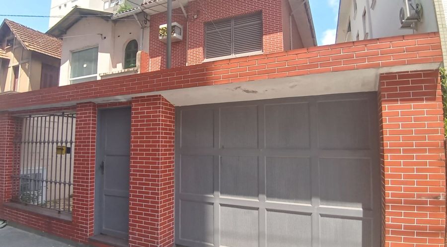 Casa à venda  no Embaré - Santos, SP. Imóveis