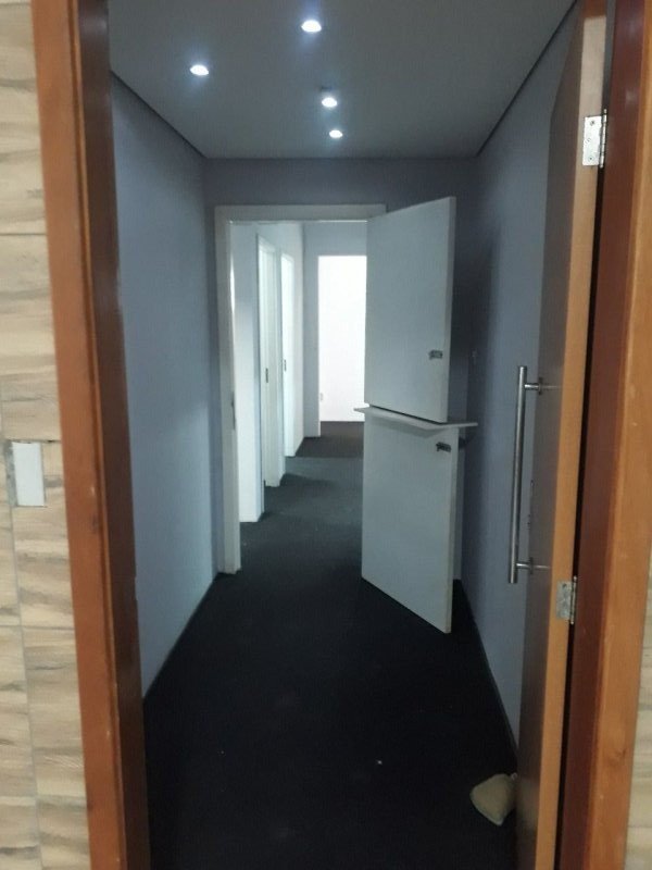 Sala comercial para alugar  no Centro - Santos, SP. Imóveis