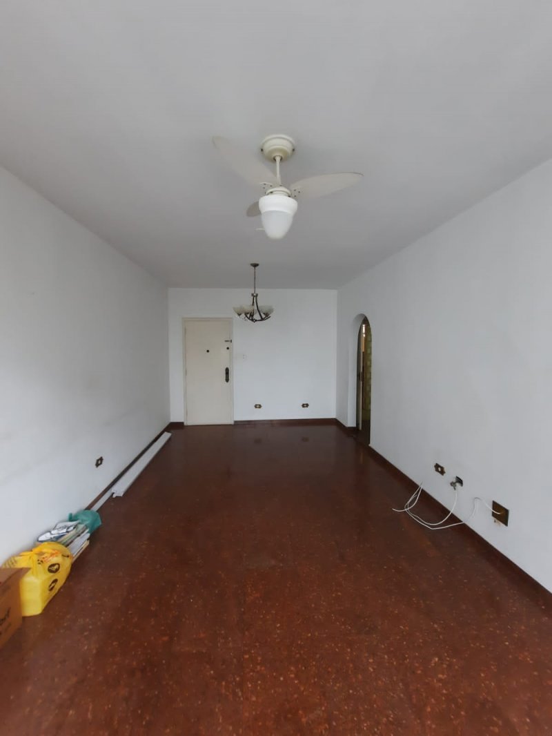 Apartamento à venda  no Gonzaga - Santos, SP. Imóveis