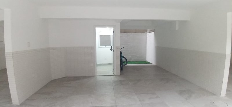 Casa à venda  no Gonzaga - Santos, SP. Imóveis